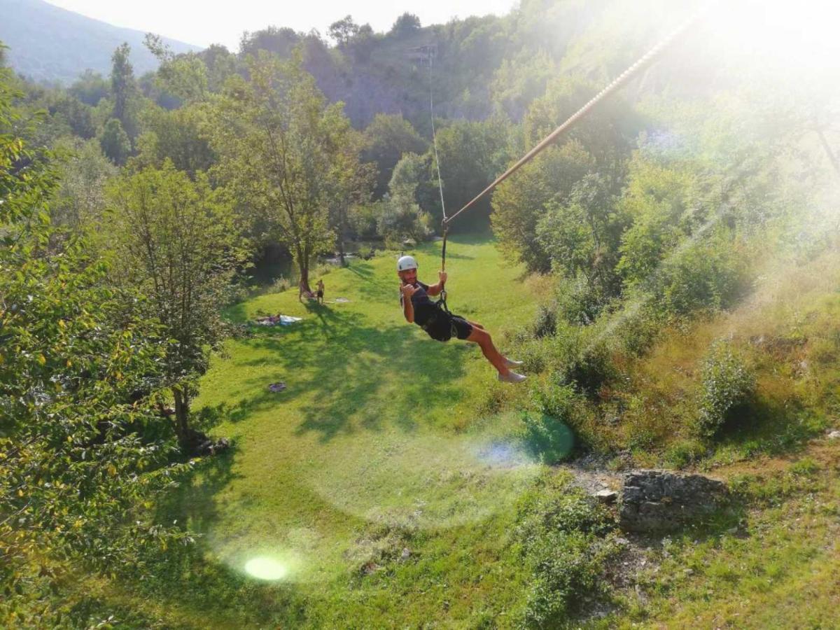 Mobile Homes Camping Plitvice スモーヤナク エクステリア 写真