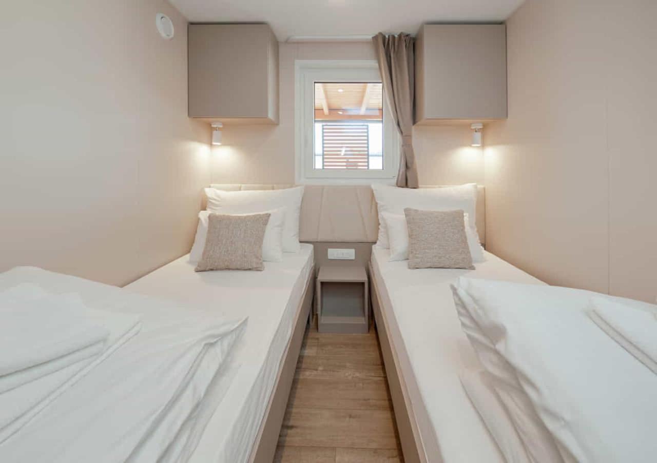 Mobile Homes Camping Plitvice スモーヤナク エクステリア 写真